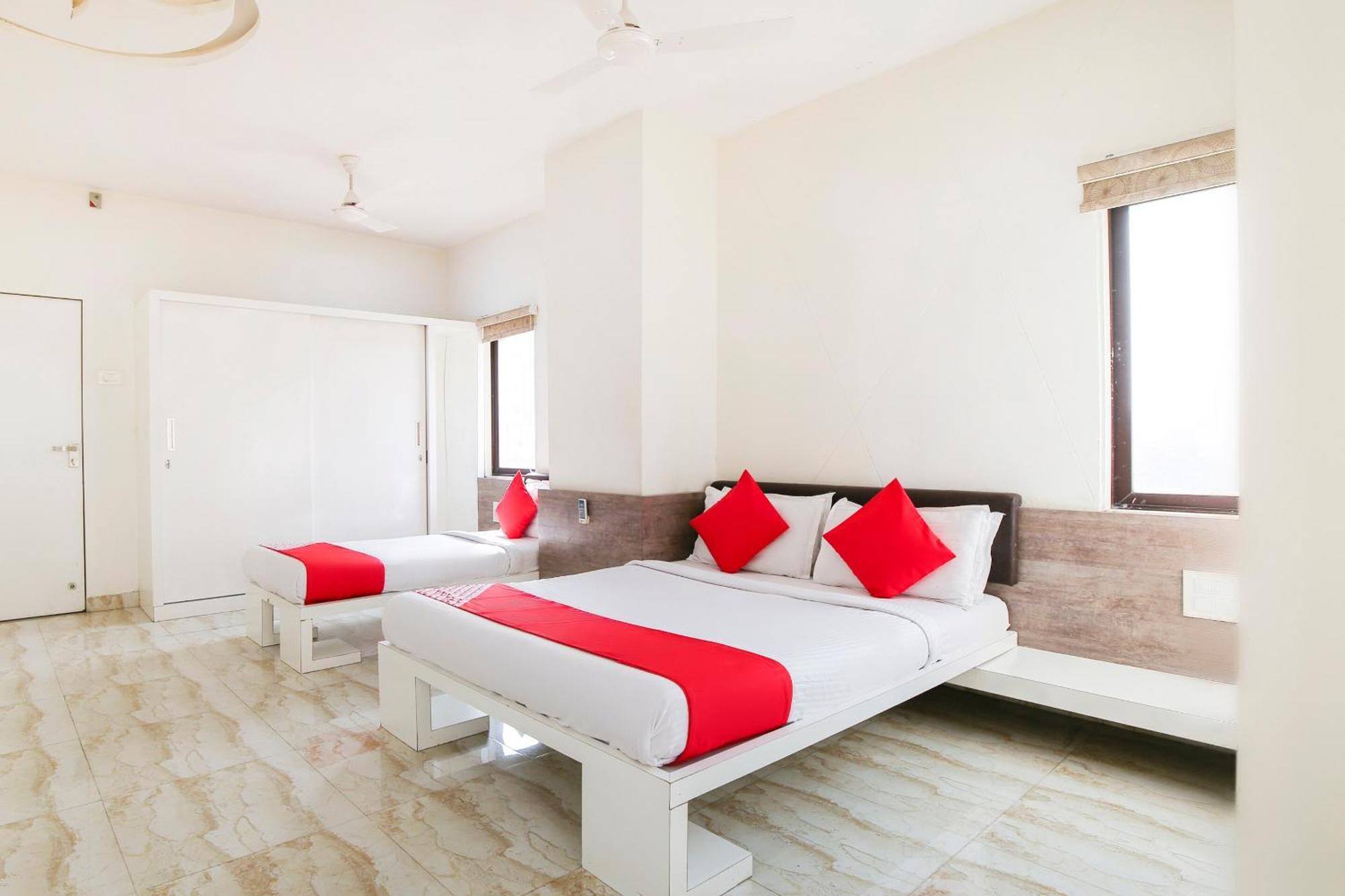 Hotel O Shiv Vatika Banquet & Rooms Bhatha Exterior foto