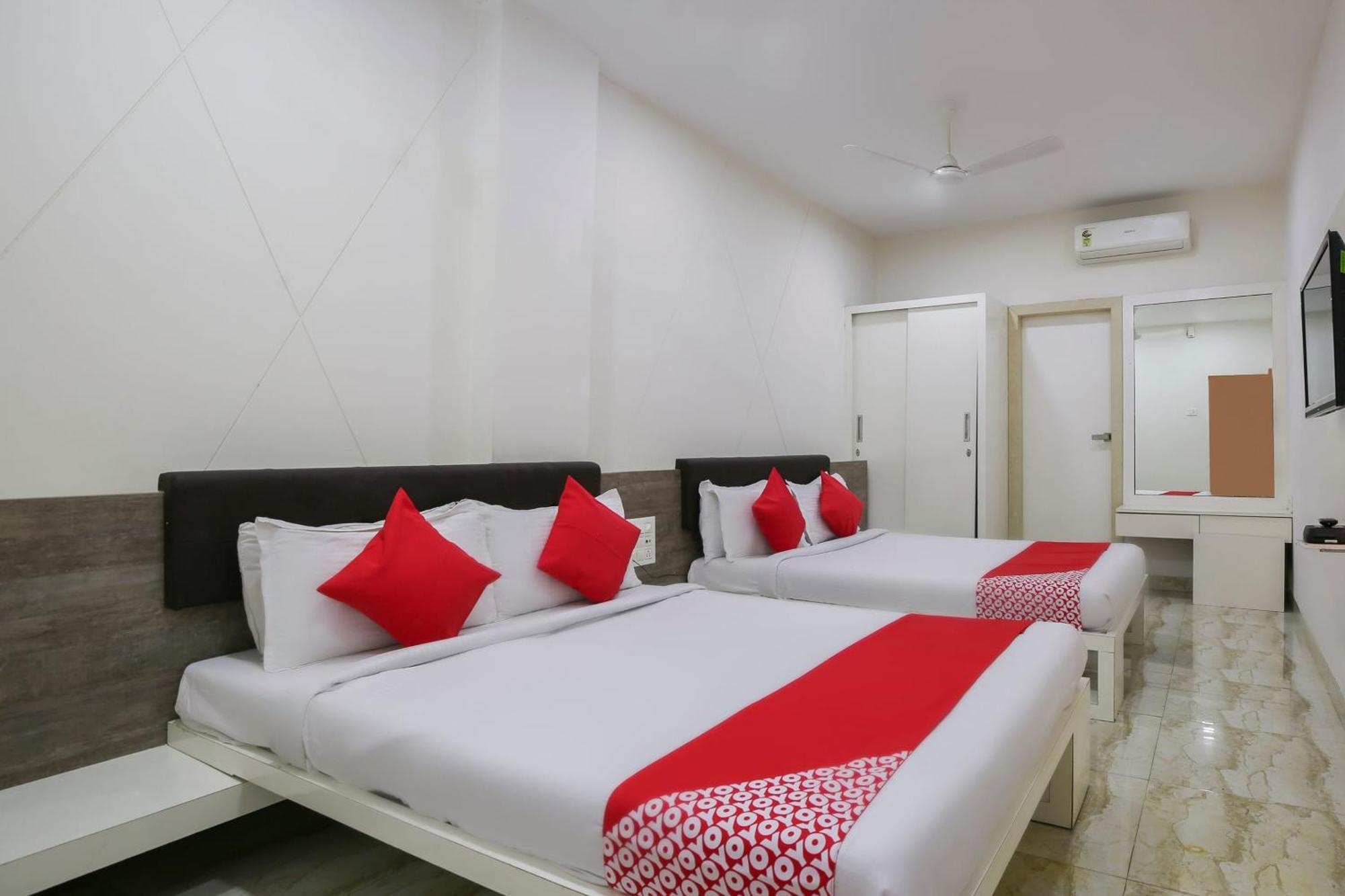 Hotel O Shiv Vatika Banquet & Rooms Bhatha Exterior foto